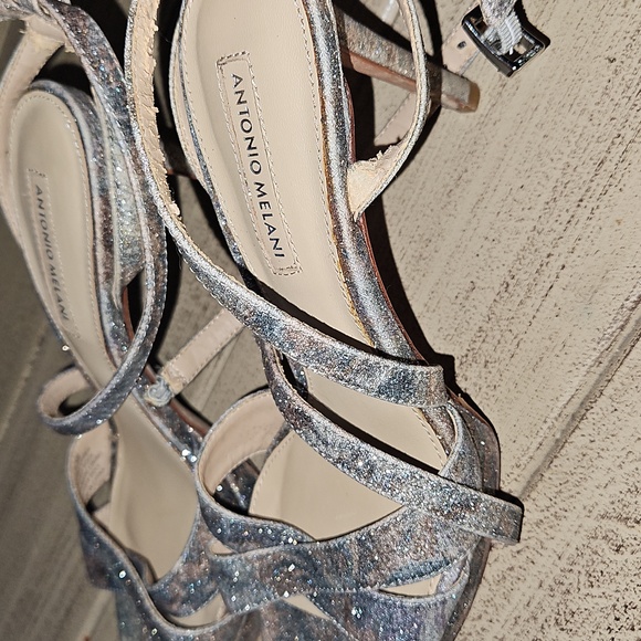 Shoes - Picture 8 of 8